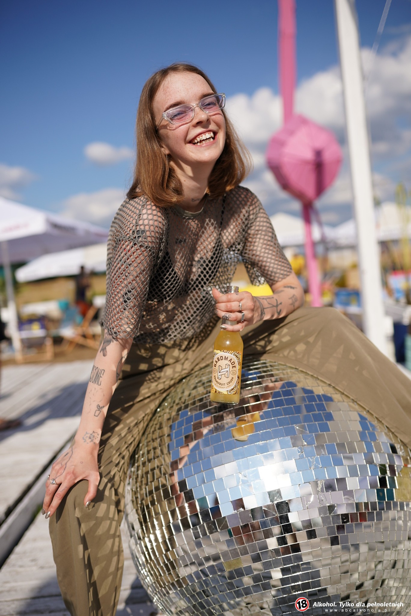 Jak imprezować w ciągu dnia? Np. na Hardmade City Festival. Opowiadają nam o tym Neen Nah i Zuza OK